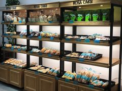 面包甜点陈列柜-罗莎蛋糕魔法师(瓜堤店)