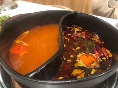 -五味缘小郡肝串串火锅(泛悦城市奥特莱斯店)