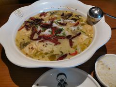 老坛酸菜鱼鲈鱼-江渔儿酸菜鱼专门店(明珠广场店)