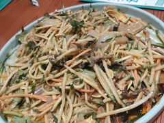 -满兴咱妈烀饼铁锅炖(兰州北街店)