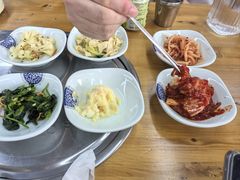 -亲昵春川鸡排(韩国美食街店)