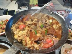 -富正毅三下锅·湘西韵味(天门山索道店)