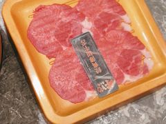 -牛YO寿喜烧·铁板烧和牛火锅自助(市府恒隆店)