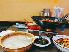 -富正毅三下锅·湘西韵味(天门山索道店)