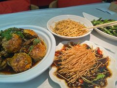 -肥肥虾庄·金牌油焖大虾(沙湖店)