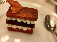 -Salon de Ville浦江汇(上海外滩华尔道夫酒店店)