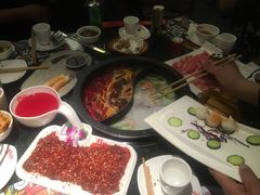 -井格重庆火锅(临平银泰城店)