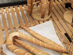 -Dough&Joe团憩(瑞虹天地月亮湾店)