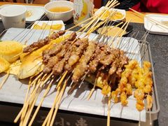 -卞二小串·鹤岗烧烤·坑烤(永定路店)