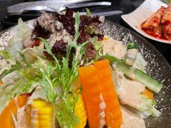 -山川小町·极番烧肉(新地假日广场店)