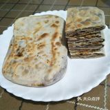 热乎乎的糖饼一端上桌就让人特别欲罢不能