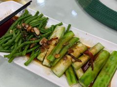 -品香菜馆(旗峰路中侨大厦店)