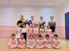 -爱德米乐艺术学院(西宸天街校区)