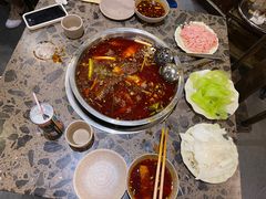 -肖肖酸萝卜鱼火锅(总店)