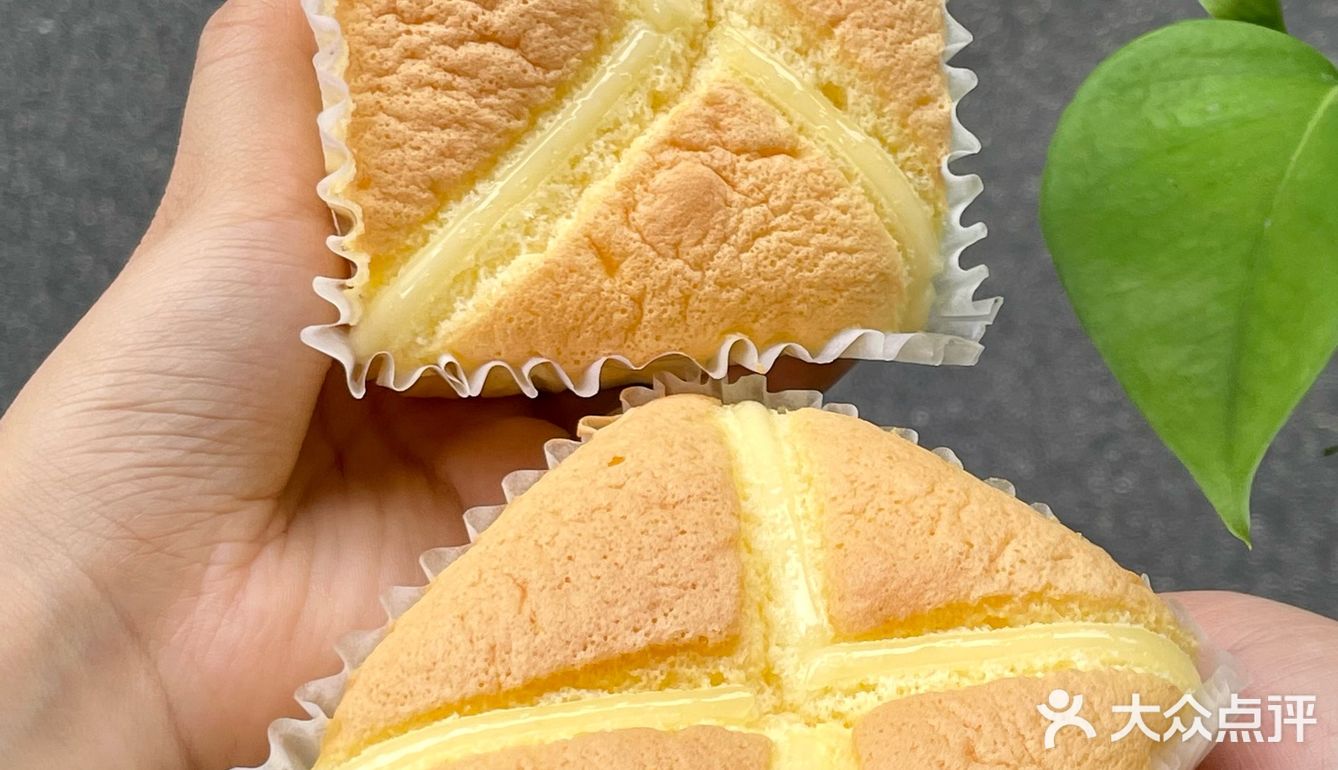 面包🍞脑袋都给我闭眼冲鸭！真的吼吼吃[笑哭] 