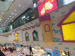 -鸿通城购物中心