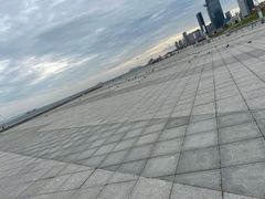 -东港音乐喷泉广场