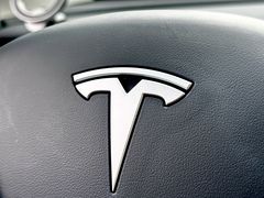 -TESLA 特斯拉(北京南四环中路特斯拉中心)