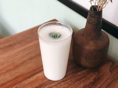 酸奶米粮-知亘茶食