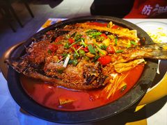 -鸣记脆皮烤鱼·海鲜烤鱼(三八广场店)
