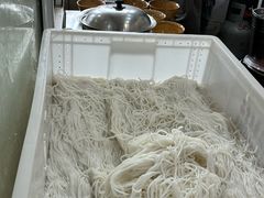 -正宗李家土鸡米线店