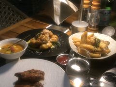 -MONICH牛排融合餐厅(和义大道购物中心店)