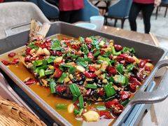 -有红鸡毛店·川菜(建设路店)