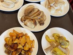 -天宜隆蘑菇宴火锅(石景山旗舰店)