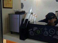 -CoCo都可(长江西路华联店)