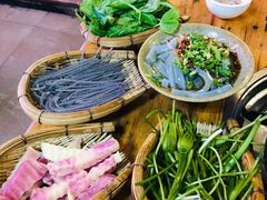 -阿婆情腊排骨火锅(金虹路店)