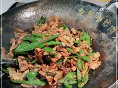 -费大厨辣椒炒肉(黄兴中心广场店)