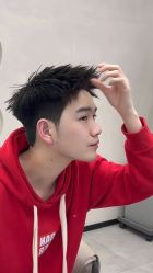 -一家只做男发烫染的店