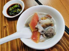 -醋缘臭屁醋养生火锅