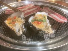 -围炉肉舍•炭烤活鳗•丹东海鲜烤肉(步行街店)