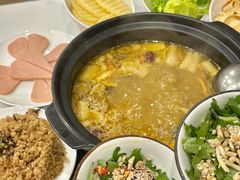 -罗记又添缘竹荪山药鸡·野生菌火锅(西园南路店)