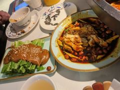 -江边城外烤全鱼(世茂广场店)