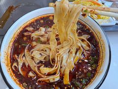 -伊穆祥牛肉面总店·清真
