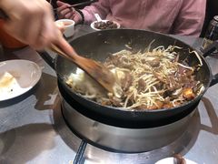 -胡须佬鸡煲四季火锅店(石厦西村直营店)