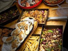 -老东镇啤酒屋海鲜加工·蒸汽海鲜·海鲜烧烤(台东店)