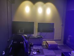 -VR间客漫虚拟现实体验馆(汉街店)