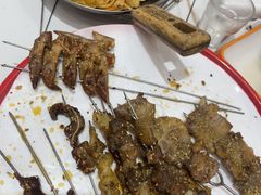 -东北小板凳地摊烧烤(泰来街店)