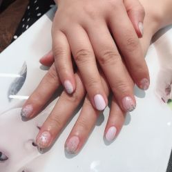 -纤指百魅美甲美睫