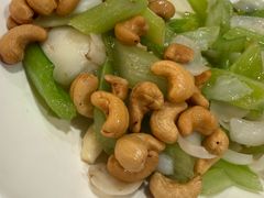 -汗腾格里·风味餐厅(新疆驻京办店)