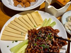 -伊喜饺子·烤鸭(五道口学院路店)