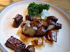 -枝魯枝魯自助料理