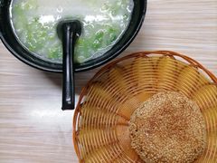 -麻记尚品羊汤秘制烧饼(十字坡街店)