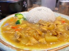 咖喱饭-花食间餐吧(远大购物中心群力店)