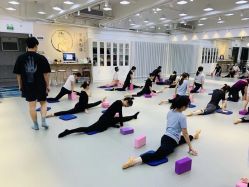 -深舞形体民族舞蹈工作室