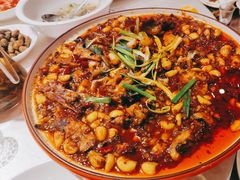 -巴特餐饮6加1音乐餐吧·新疆菜