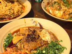 -方铲铲·成都板凳面(滨江银泰店)